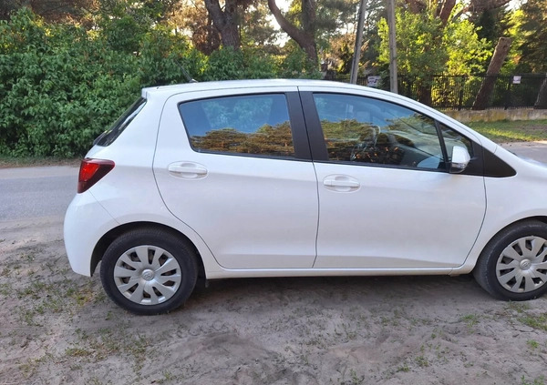 Toyota Yaris cena 38500 przebieg: 74800, rok produkcji 2015 z Warszawa małe 211